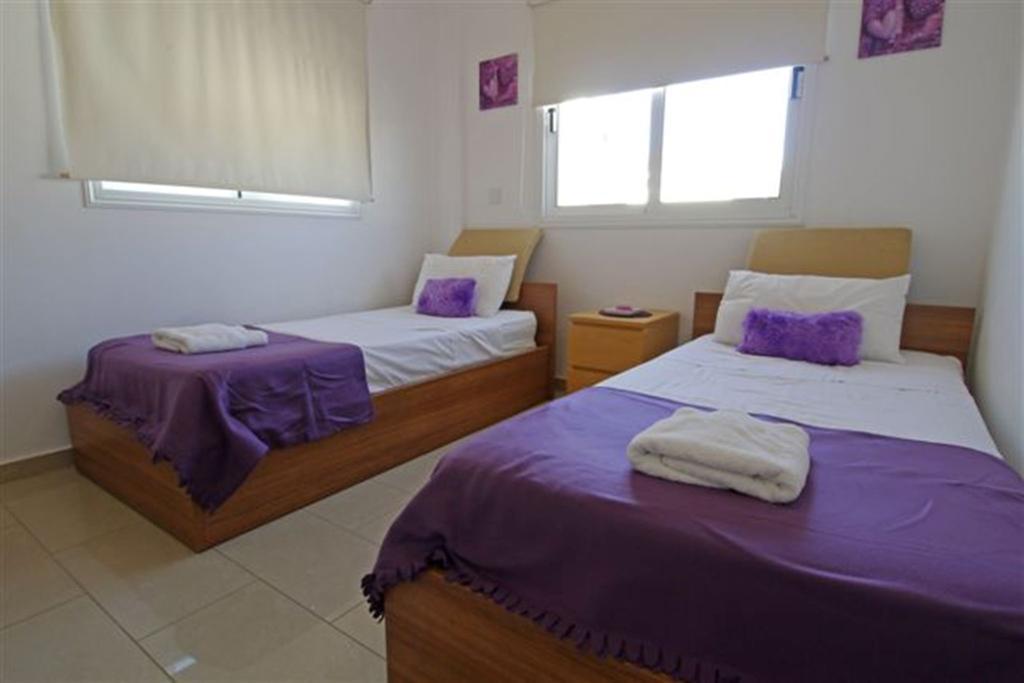 Villa Angelaise Protaras Rum bild